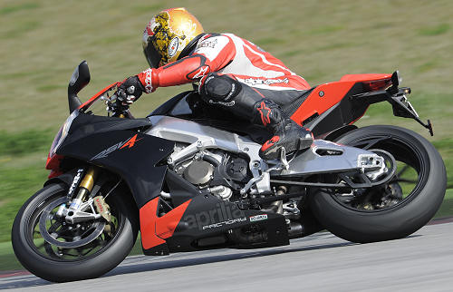 Prueba de la Aprilia RSV4 1000 FACTORY 2009