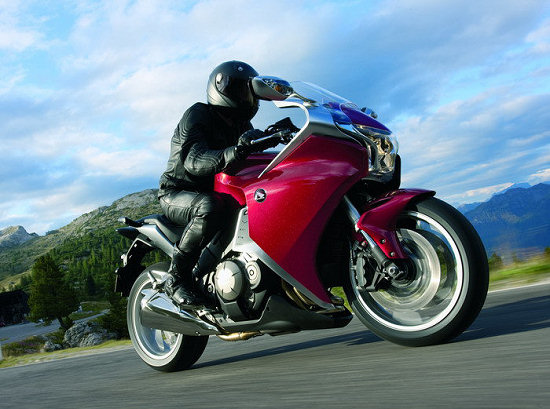 Prueba de la Honda VFR 1200 F 2010
