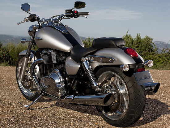 Prueba de la Triumph 1600 Thunderbird 2010