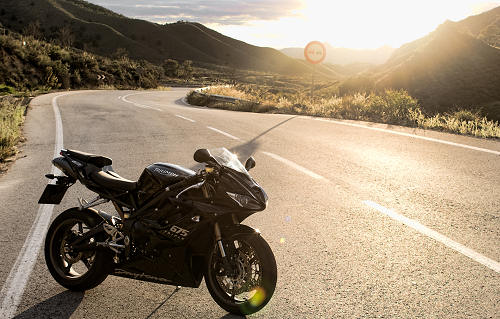 Prueba de la Triumph 675 Daytona 2009