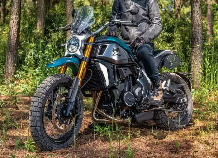 CFMOTO 700 CL-X Adventure