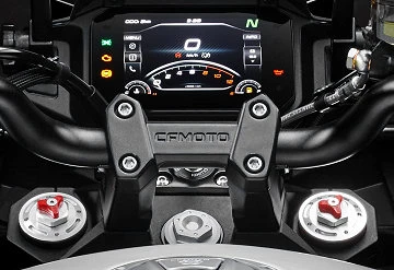 CFMoto 700 MT