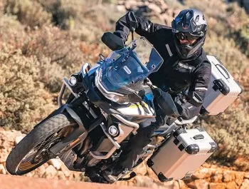 CF Moto 800 MT