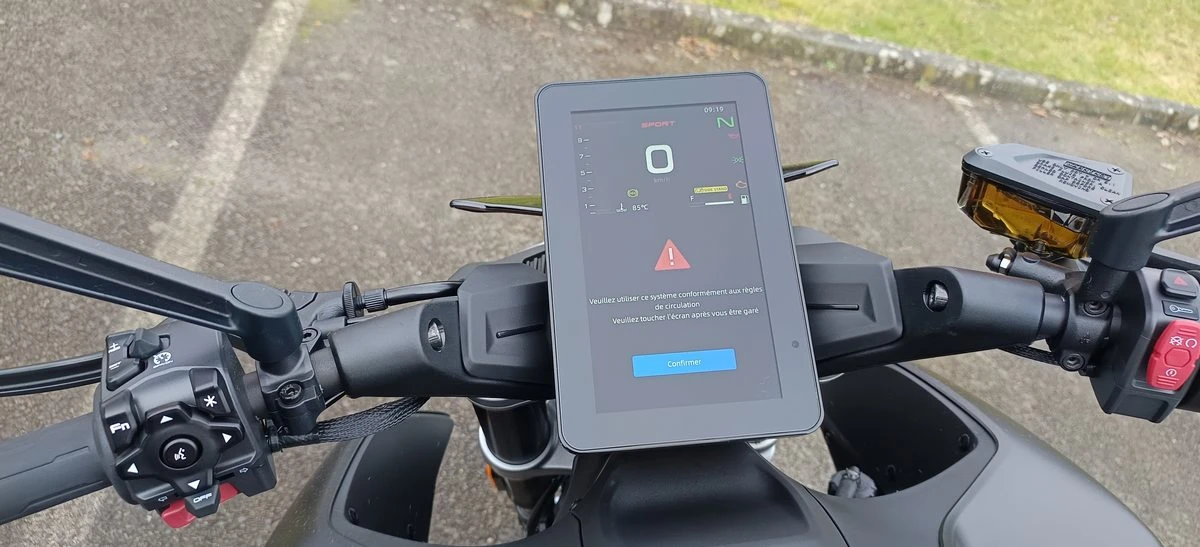 Poste de conduite de la 800NK