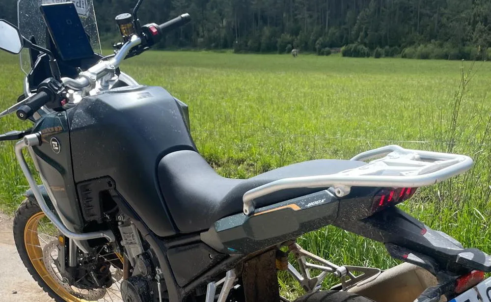 La selle de la Kove 800 X Pro