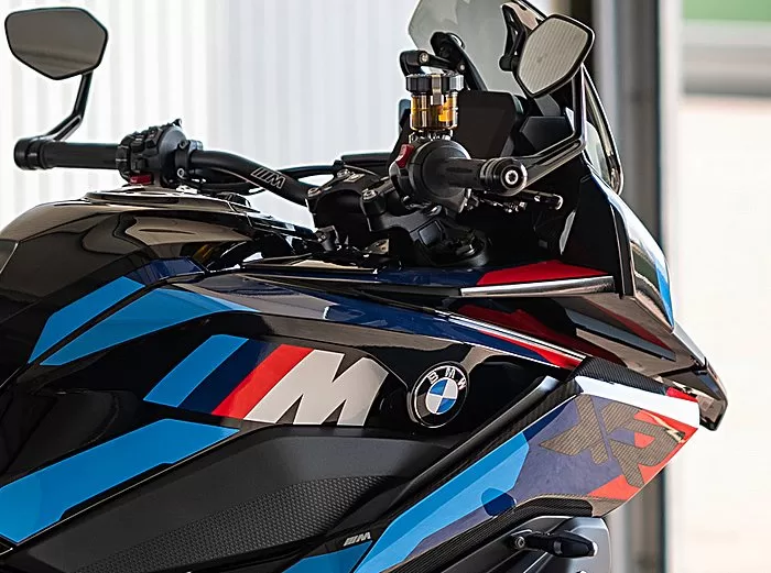 BMW M 1000 XR