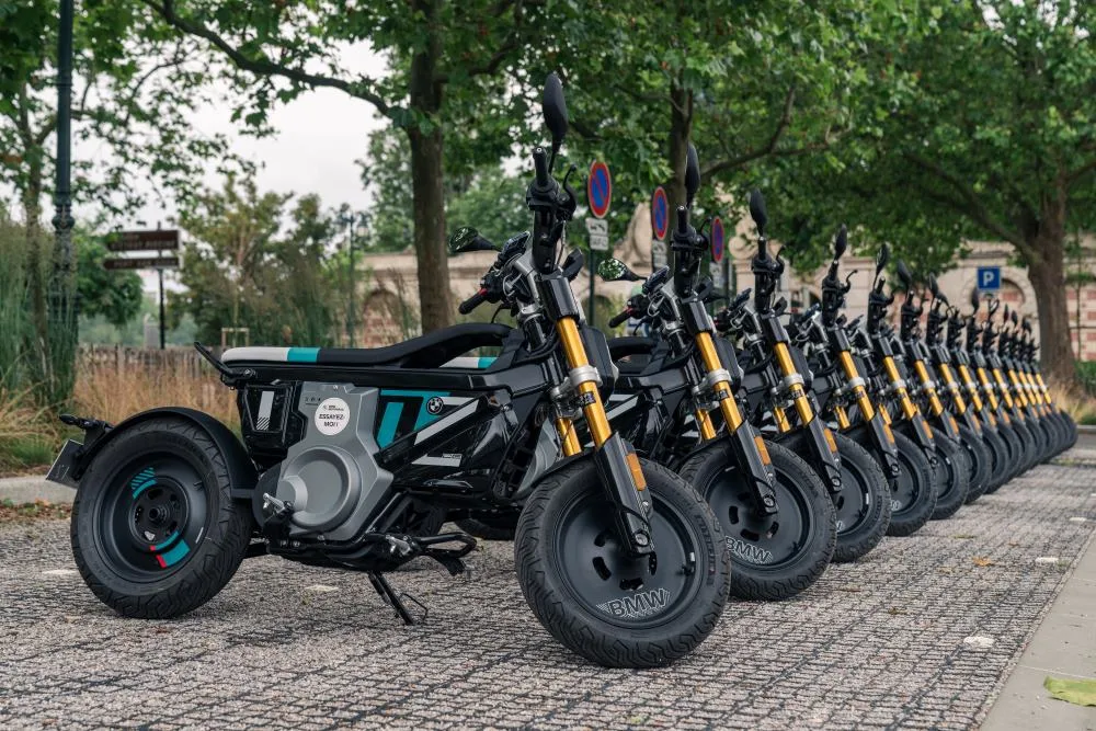 motos-BMW_CE02-2024