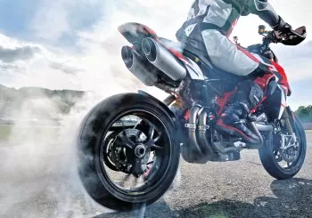 Ducati 950 Hypermotard SP