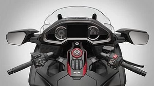 Honda GL 1800 Goldwing bagger
