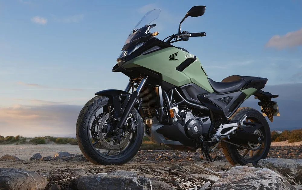 Essai de la Honda NC 750 X 2025 - Sous le paysage