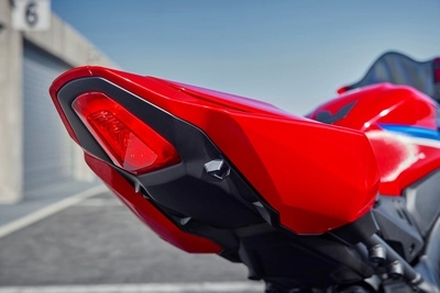 Vue de la coque arrière de la CBR 650 R