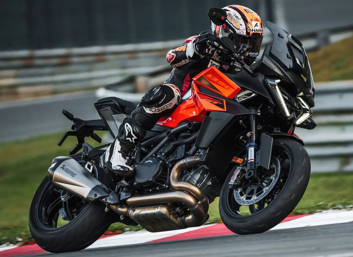 KTM Superduke 1390 R GT