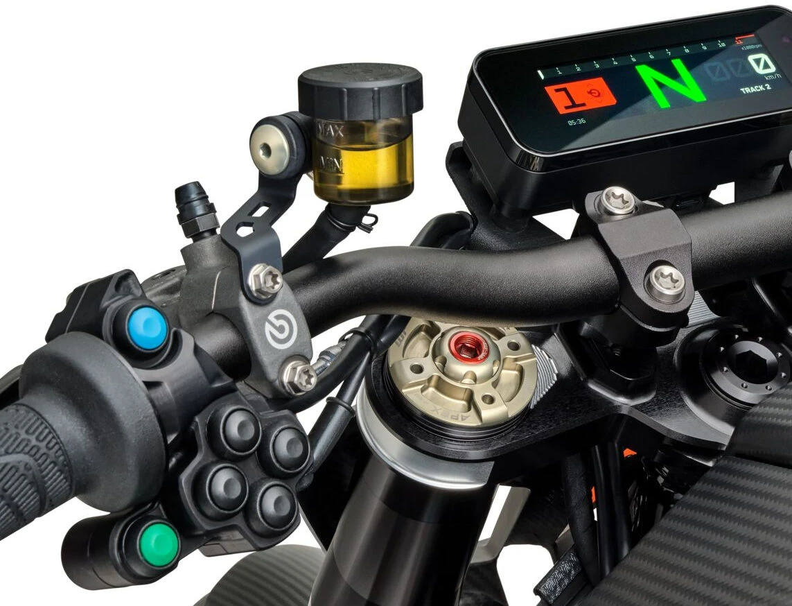 Le poste de pilotage de la moto KTM Superduke 1390 RR Track