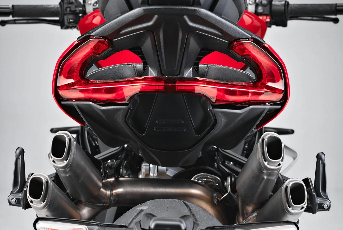 MV-Agusta 1000 Brutale Ottantesimo