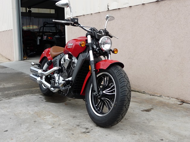 Prueba de la Indian 1133 SCOUT 2016