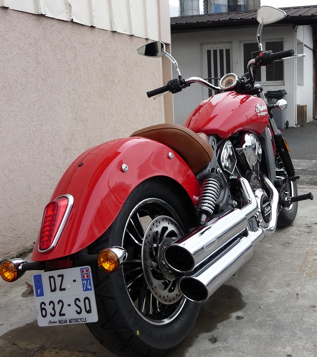 Prueba de la Indian 1133 SCOUT 2016