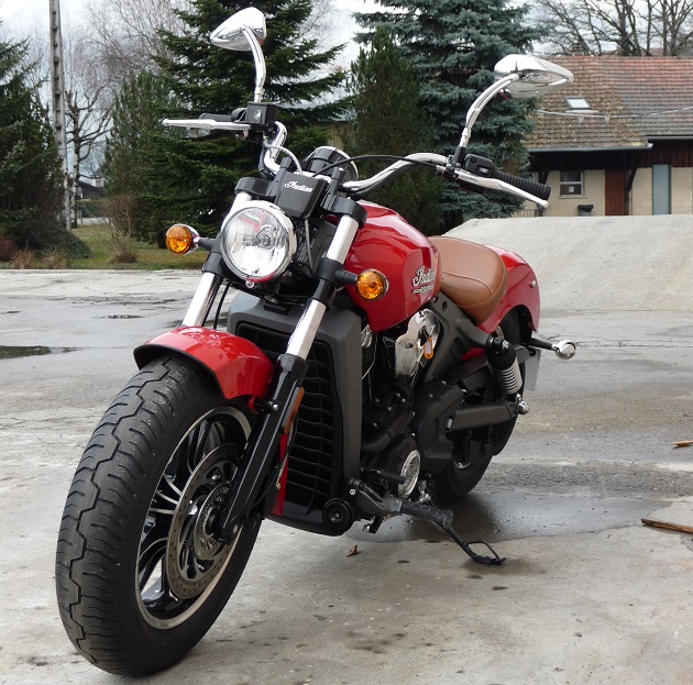 Prueba de la Indian 1133 SCOUT 2016