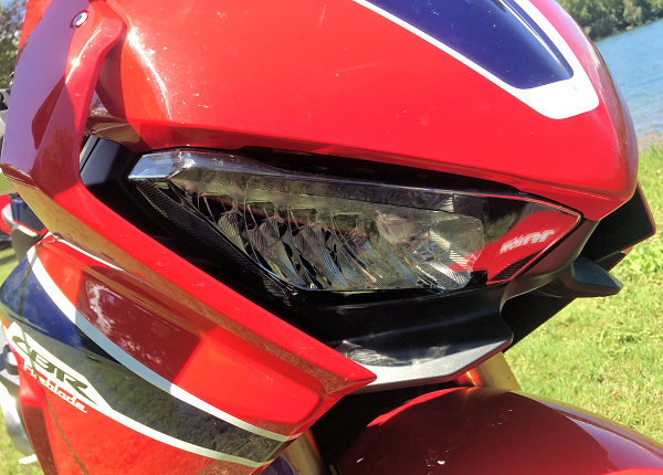 Prueba de la Honda CBR 1000 RR Fireblade SP 2017
