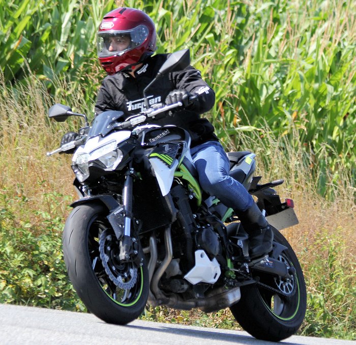 Prueba de la Kawasaki Z 900 2020