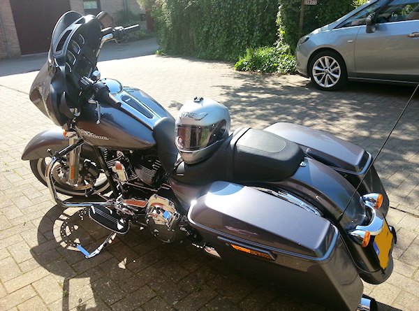 Prueba de la Harley-Davidson 1690 STREET GLIDE SPECIAL FLHXS 2016