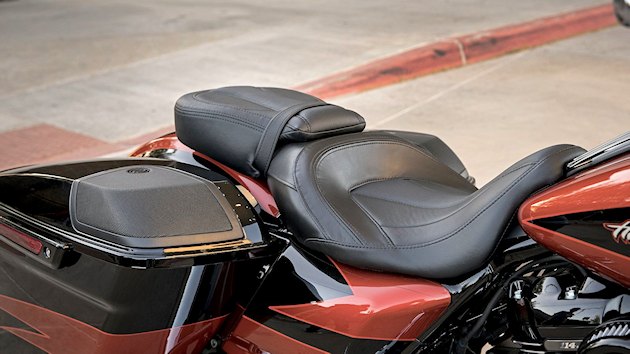 Harley-Davidson CVO 1870 STREET GLIDE FLHXSE 2017