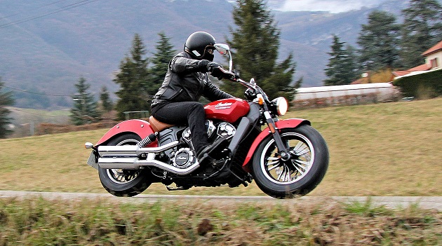 Prueba de la Indian 1133 SCOUT 2016