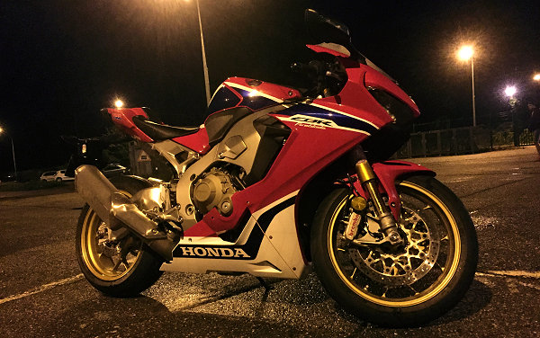 Prueba de la Honda CBR 1000 RR Fireblade SP 2017