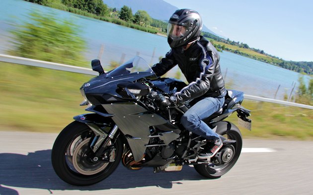 Prueba de la Kawasaki NINJA H2 2016