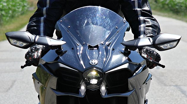 Prueba de la Kawasaki NINJA H2 2016
