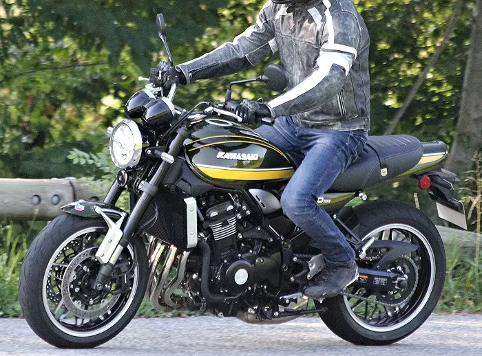 Prueba de la Kawasaki Z 900 RS 2021