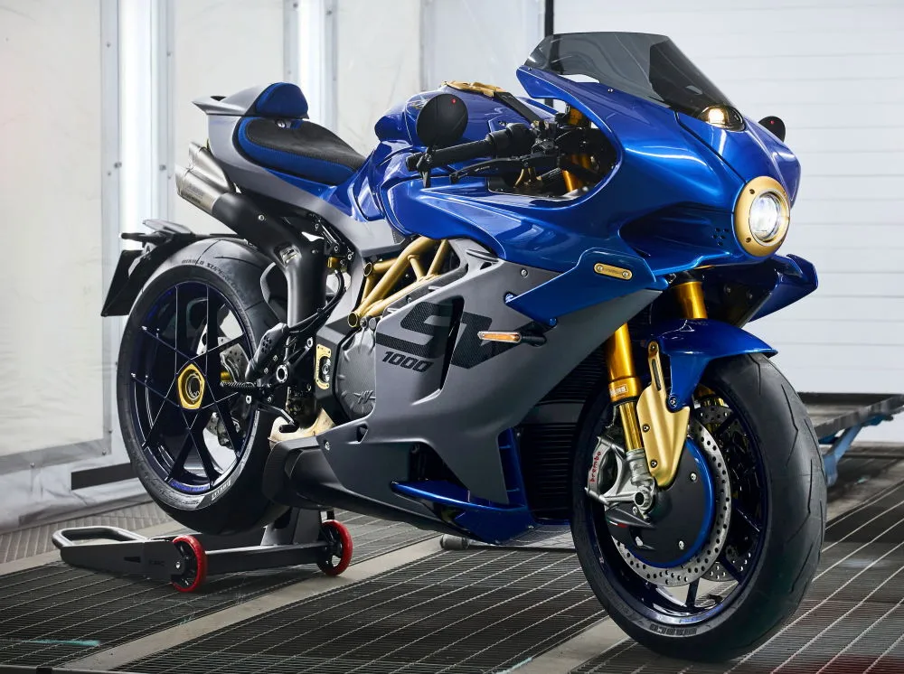 Une MV-Agusta 1000 Superveloce du programme Sartoria Meccanica,