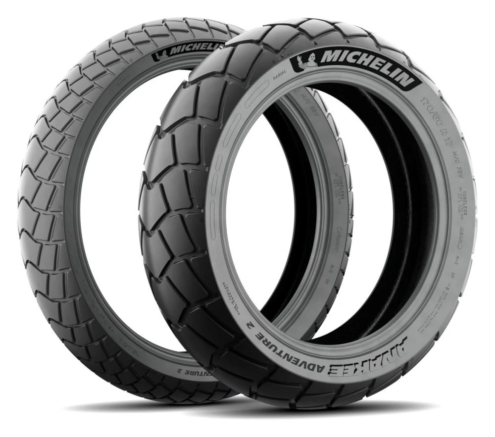 Une paire de pneumatiques Michelin Anakee Adventure 2