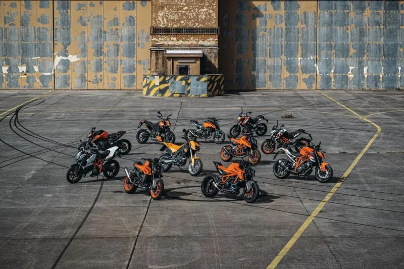 Motos-650-Duke-KTM-Bajaj