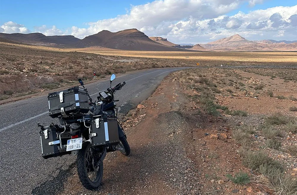 Une moot électrique Murtas traverse l'Afrique et 14.000 km