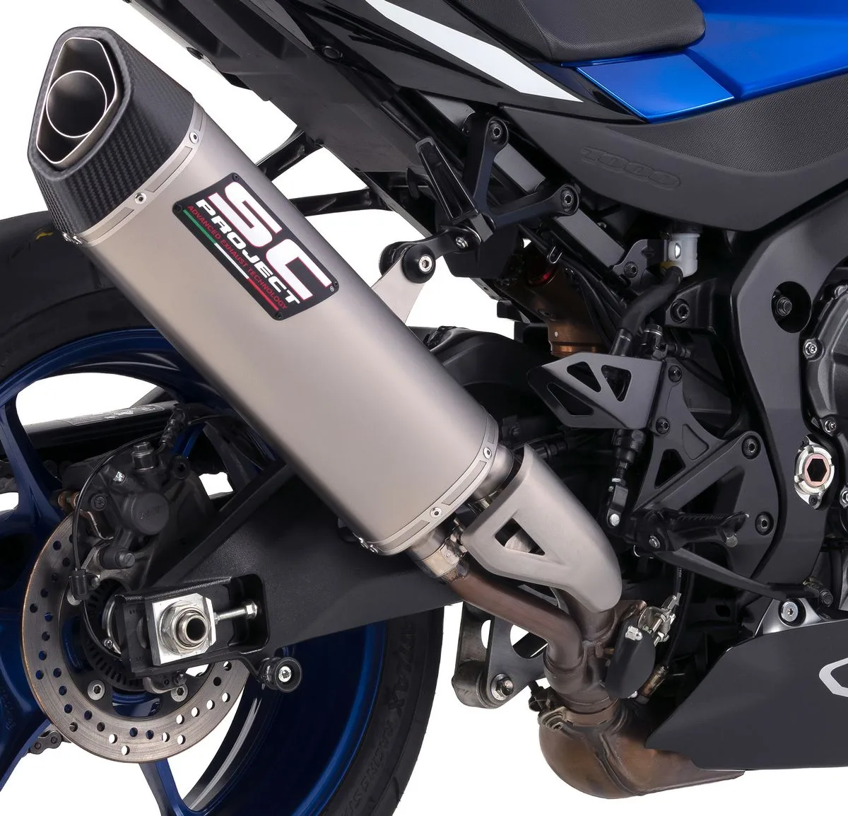 Un silencieux SC Project SC1-R GT installé sur une Suzuki GSX-R1000R de 2026