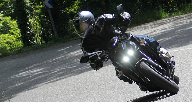 Prueba de la Kawasaki Z 1000 2014