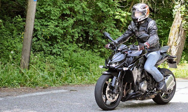 Prueba de la Kawasaki Z 1000 2014