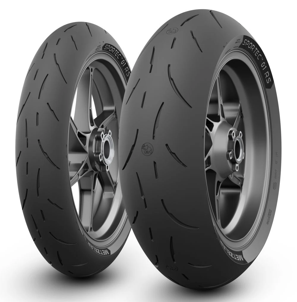 Une paire de pneus Metzeler Sportec 01 RS