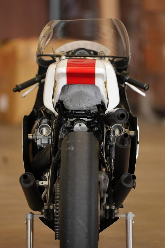 TZ 750 vu de l'arrière