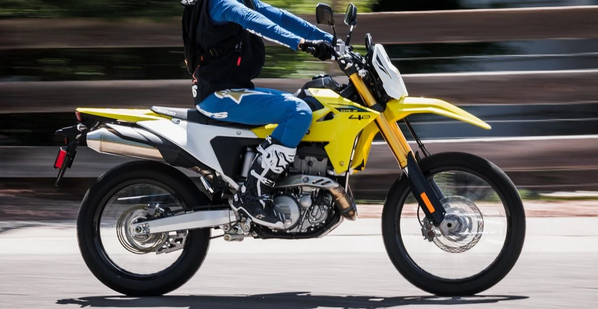 Suzuki 400 DR-Z4S