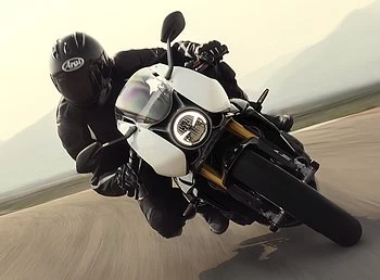Triumph Speed Triple 1200 RR 2023