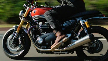 Triumph 1200 Speed Twin RS
