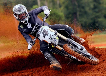 Triumph TF 450-RC