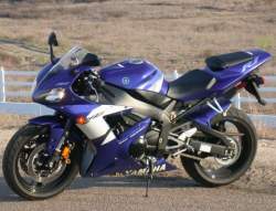 YAMAHA YZF 1000 R1