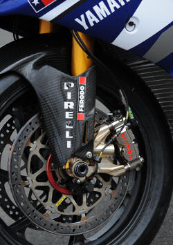 Yamaha YZF-R1 1000 Factory SUPERBIKE 2011